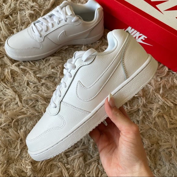 Nike Shoes - Nike Air Sneakers